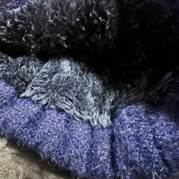 LOROME Ribbed Knit Beanie - Picture 3 of 6